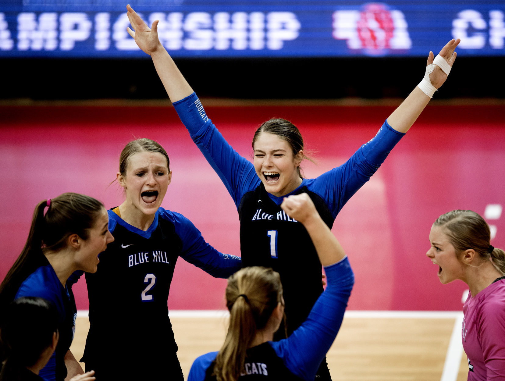 Blue Hill vs. Hartington CC, Class C-2 State Volleyball Championship, 11.10.18